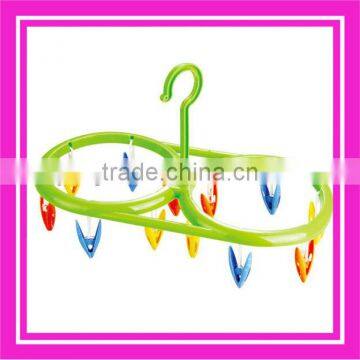 plastic hanger with 24clips