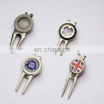 Fine Golf divot tool with Customized Designs