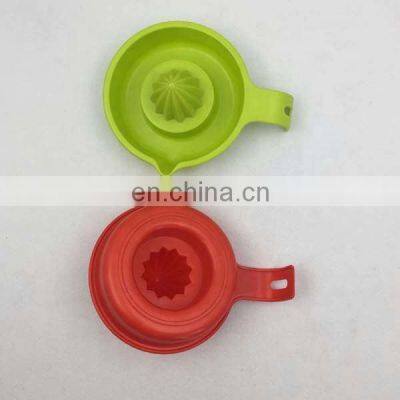 Plastic Lemon Squeezer Cheap Hand Press Juicer