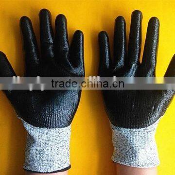 Hot sell nitrile coated cut resistant gloves, level 5 cut resistant gloves