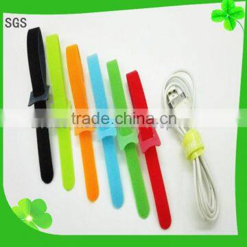 Strong stickcy cable tie strap hook and loop