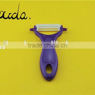 5" Hot sale good quality small plastic fruit and vegetable peeler BD-G222