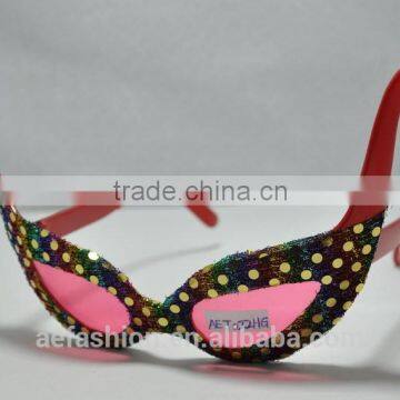 wholesale cheap cool design custom plastic funny 2016 new year masquerade party glasses