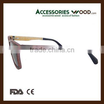 Hoting Selling Wooden Sunglasses With Wooden Layered Frame and Polarized Coating Lenses photo-5