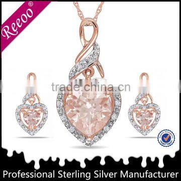 Fashion style rose gold diamond pendent set