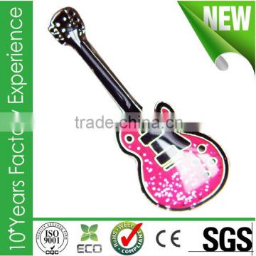 New product guitar shaped lapel pin badge