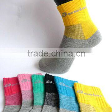 Cotton sport Colorful breathable socks