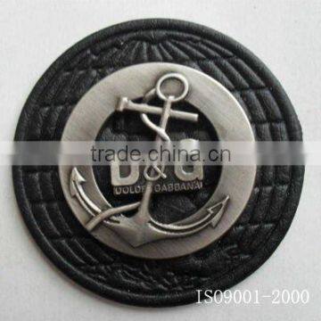 2013 fashion handmade metal badges