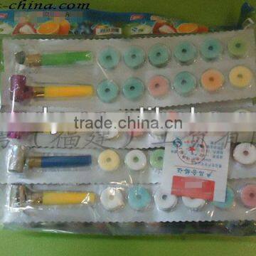 Funny dragon toy with dextrose candy