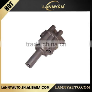 15010-21001 15010-B3000 Car Spares Parts Oil Pump