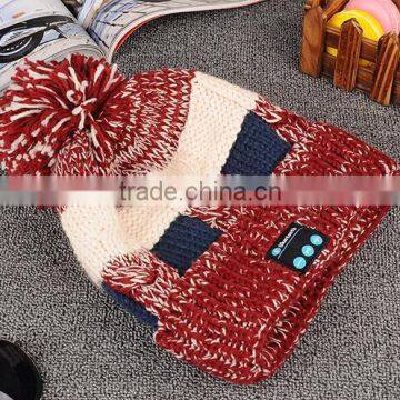 Fashion Ladies Valentine Gifts Bluetooth Knitted Hat Winter Smart Bluetooth Hat for Listen to Music Bluetooth Headset photo-5