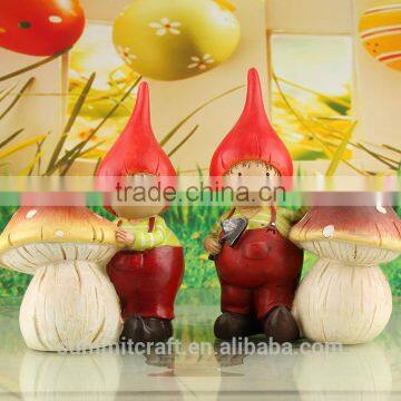 Mushroom Brothers Antique Polyresin Sweet Miniature People Set photo-4