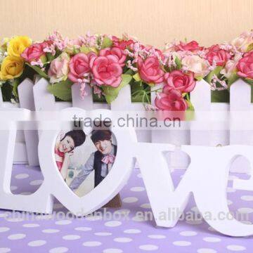 Home Decor Wooden Love Photo Frame for Wedding Decoration