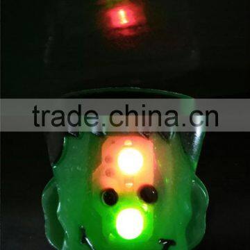 Halloween custom design green and red lights plastic flashing light pin