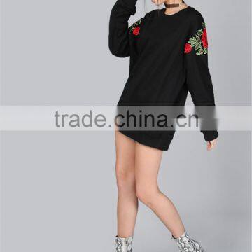 Customized Design Embroidered Roses Longline Sweatshirt Black Oversized Fleece Pullover For Women photo-5