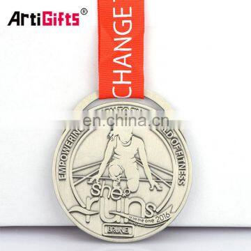 Free samples funny trophies awards metal women racing medal