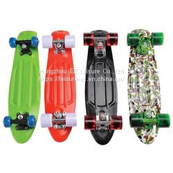 Hot Sales 56cm Board Wear-resisting Fish Plastic Skate Board For Kids Adult Pc Plastic Skate Board Fish Tail Cruise Skateboard