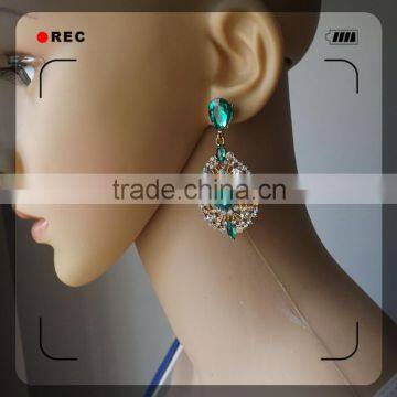 Alloy Jewelry Copper Brass Plating Gold Beautiful Earring Designs for Women photo-2