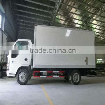 Refrigerator cooling van truck for meat seafood fruits and vegetable transportation