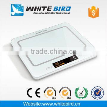 Glass electronic kitchen digital scale with temperature display