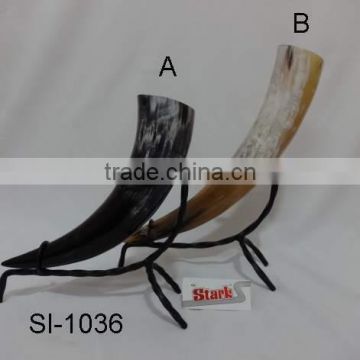 DRINKING HORN WITH STAND