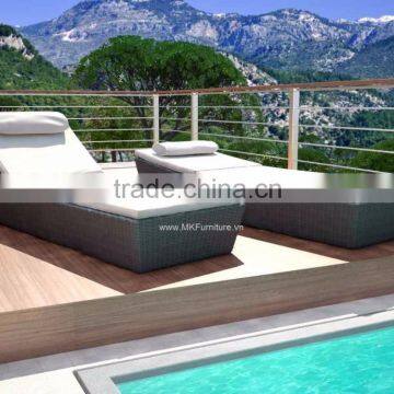 Rattan Outdoor Sun Lounger - Poly Rattan Outdoor Sunbed Furniture