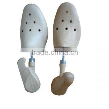Aromatic deluxe cedar shoe tree