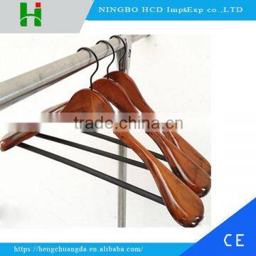 2016 New Promotional mutifunctional antiskid wooden coat hangers