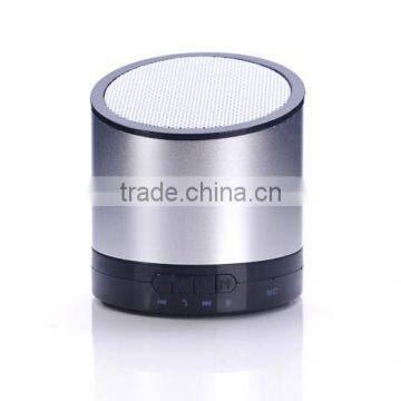 2013 Hot Sale Speaker Fashion Design 3.0V Bluetooth Speaker