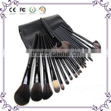 Guangdong supply cosmetic brush professional beauty 24pcs make up brush set