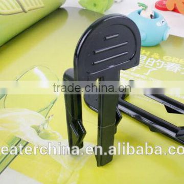 Plastic Garbage Clip