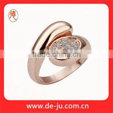 Magnetic Fashion Rose Gold Ring