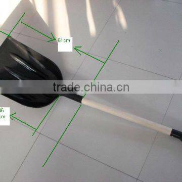 Plastic Snow Shovel With Wooden Handle &D-grip. photo-4