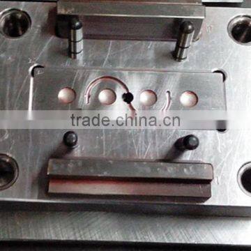 Aviation Plasitc Bolt Nail Injection Mould photo-3