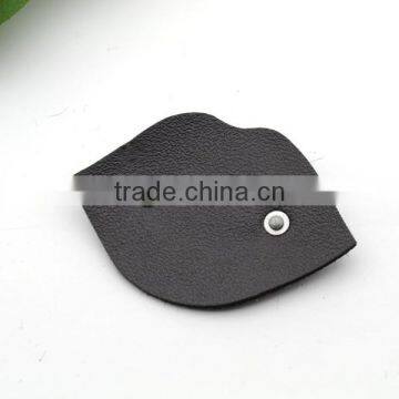 Black PU Felt Leather Sew on Patches With Metal Red Lips / Rhinestone Clothing Label for Jeans/jacket PLB-002 photo-3