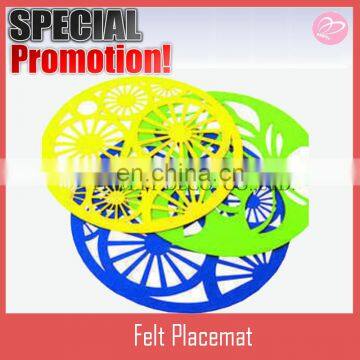 Round shaped felt hot food table placemat