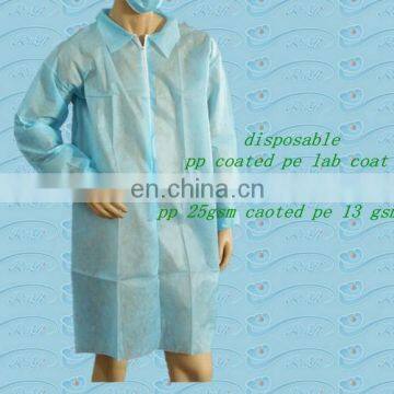 Disposable chemical resistant PP SMS lab coat wholesale