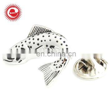 Made in China newest design suits lapel pin brooches