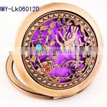 3D Hollow Decoration Antique Metal Pocket Makeup Mirror