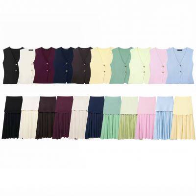 New French style simple and fashionable button knit vest for women, pleated and spliced skirt