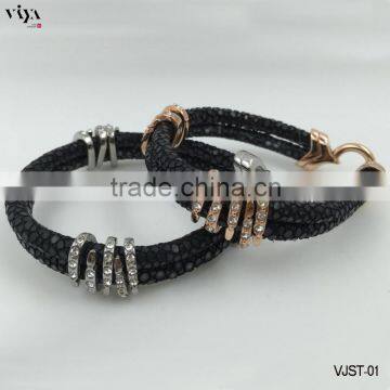 2016 Best Selling Products Stingray Leather Bracelet With 316L Stainless Steel Bracelet Jewelry for Wholesales photo-2