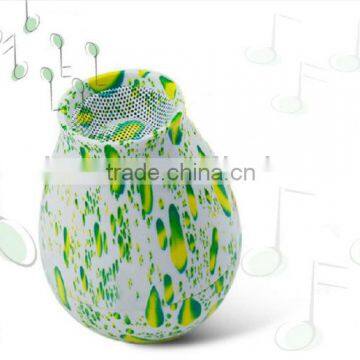 elegant and beautiful NFC speakers green drops wireless speakers phone sound