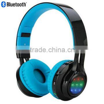 Fashion bluetooth headphone with disco lights