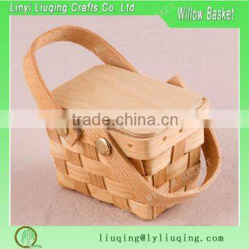 wholesale Cheap Miniature Wood Picnic Basket Favour                        
                                                Quality Choice