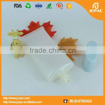 Dia40mm Plastic Oval Tube With Screw-on Cap for Cosmetic Packaging photo-2