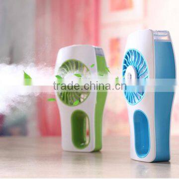 Battery-operated Handheld Water Misting Fan photo-3