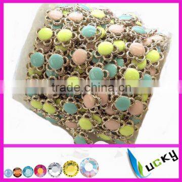 2016 hot sell artificial rhinestone trimming colored flower bicycle chain in roll for clothes ,Shoes,handbag,Bracelet decoration