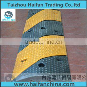 High quality hot sell rubber speed hump/rubber road speed hump /rubber speed humps for Crossroads/road speed bump for crossing