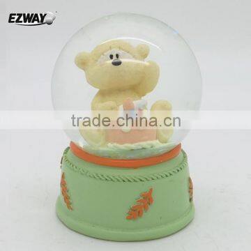 Mini bear snow water globe wedding favor for kids