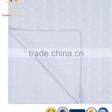 High Quality Knitted Cashmere Cable Baby Blanket Knit Infant Blanket photo-2